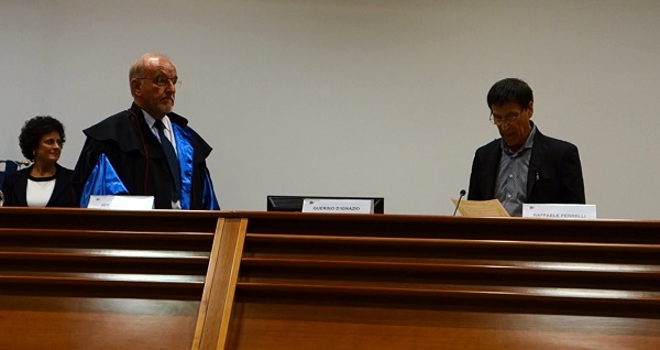 Il prof. Reinhard Hesse,  ordinario di Filosofia ed Etica all'Universit di Freiburg, riceve il Premio Internazionale per la Filosofia Karl-Otto Apel